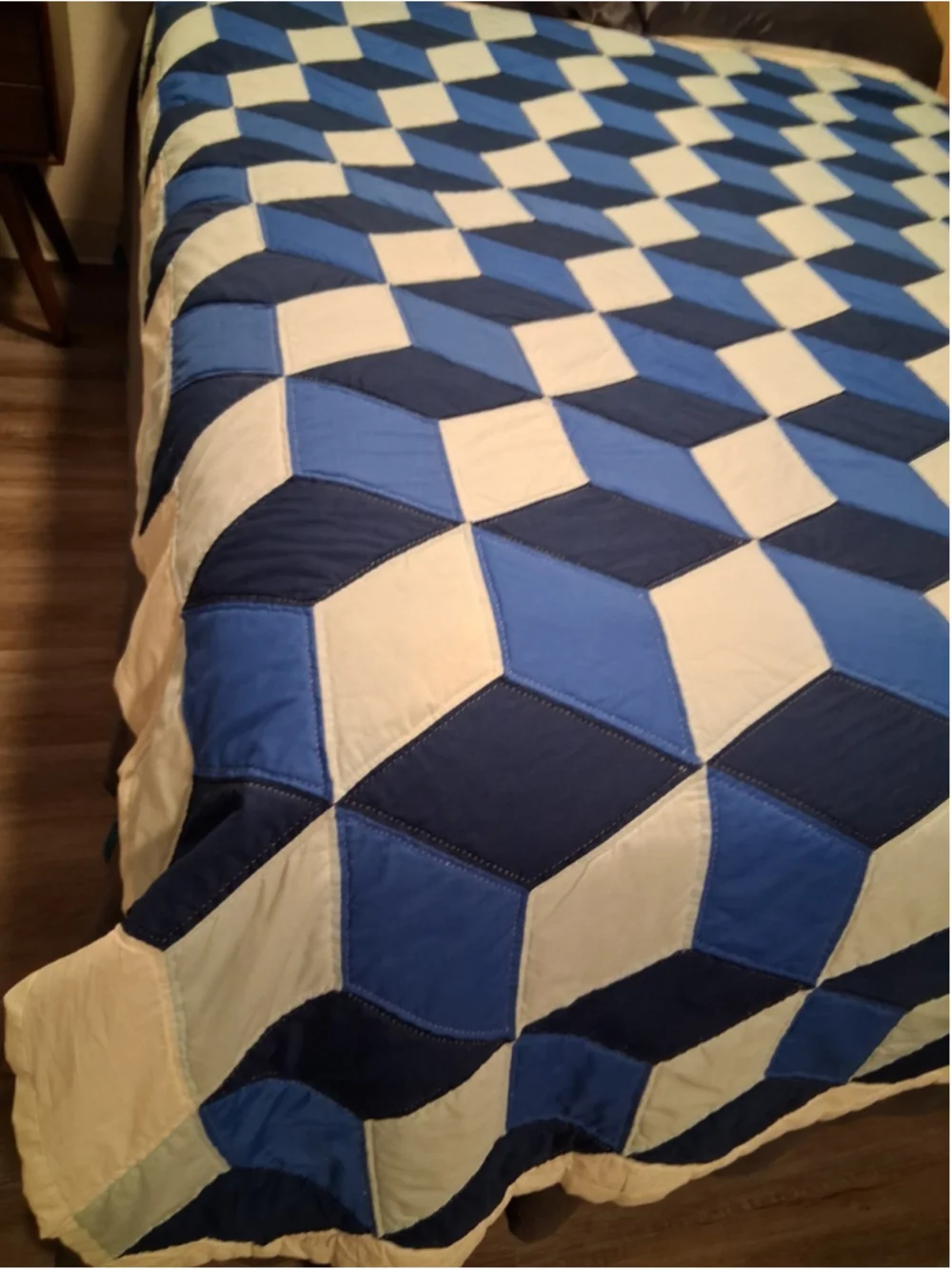 VTG Handmade Quilt Tumbling Block Pattern Cubework Optical Illusion Blue 84